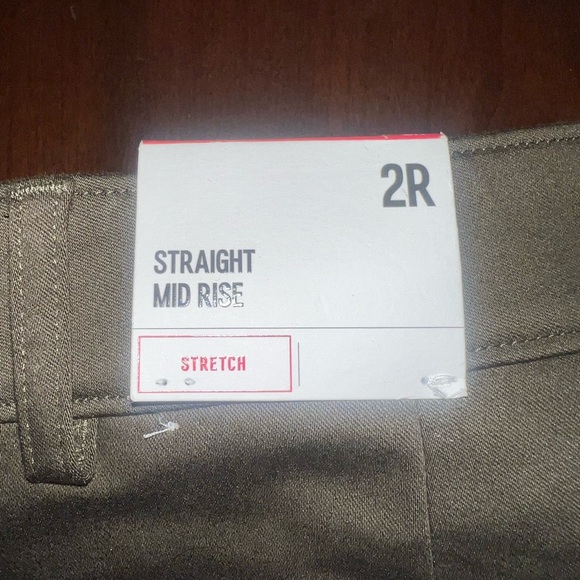 Express straight mid rise pants size 2- new with tags - Picture 5 of 5